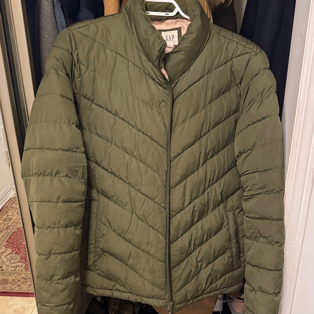 GAP Women's Green Quilted Puffer Coat